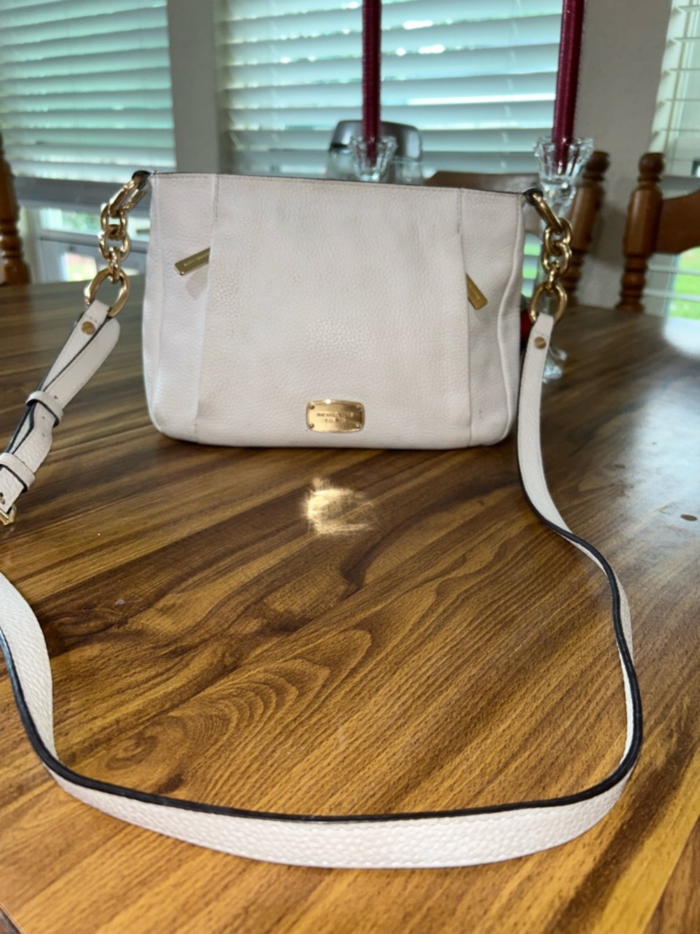 Michael Kors White Leather Crossbody Bag with Gold Hardware